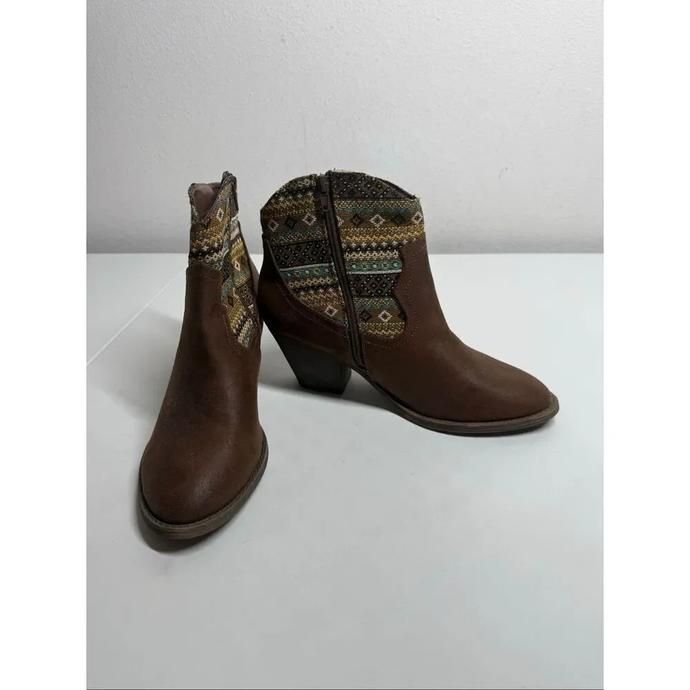 Maurices Eva Western Ankle Boot Brown Size 11